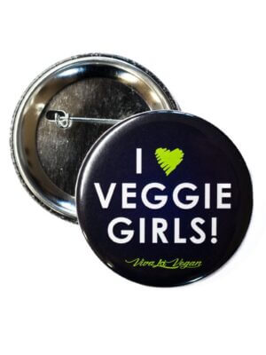 58 mm Statement Badge: I Heart Veggie Girls!