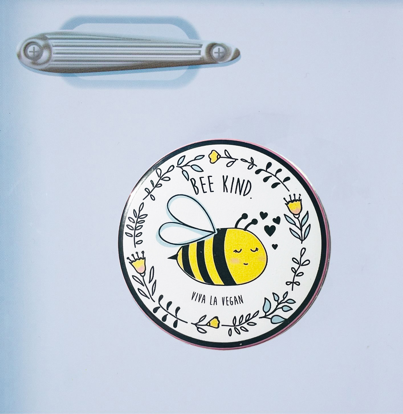 Bee Kind fridge Magnet 58mm round