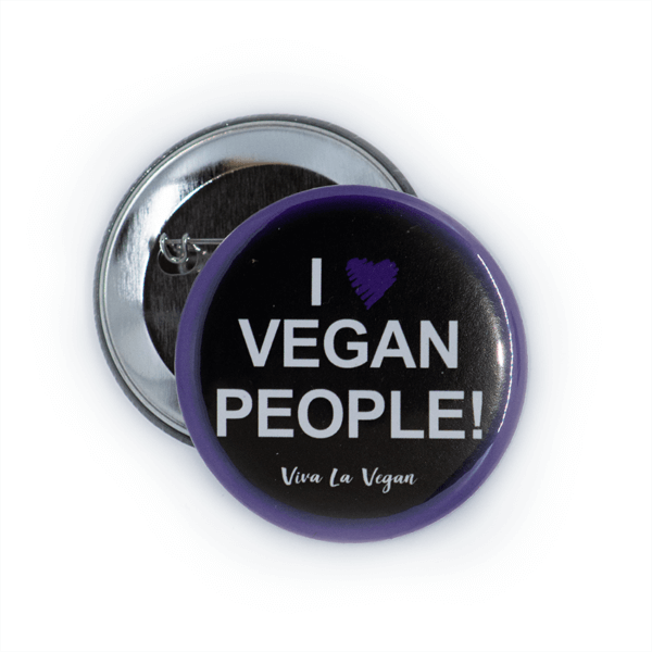 58mm Statement Badge: I Heart Vegan People