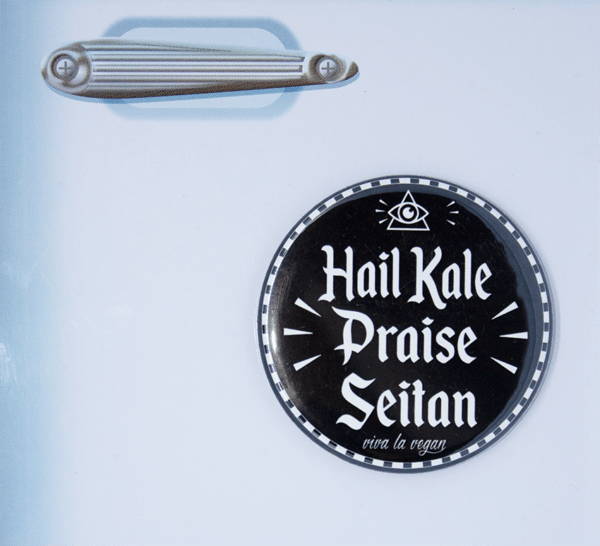 Fridge Magnet: Praise Seitan