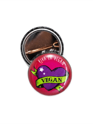 25 mm Statement Badge: Vegan Tattoo Heart