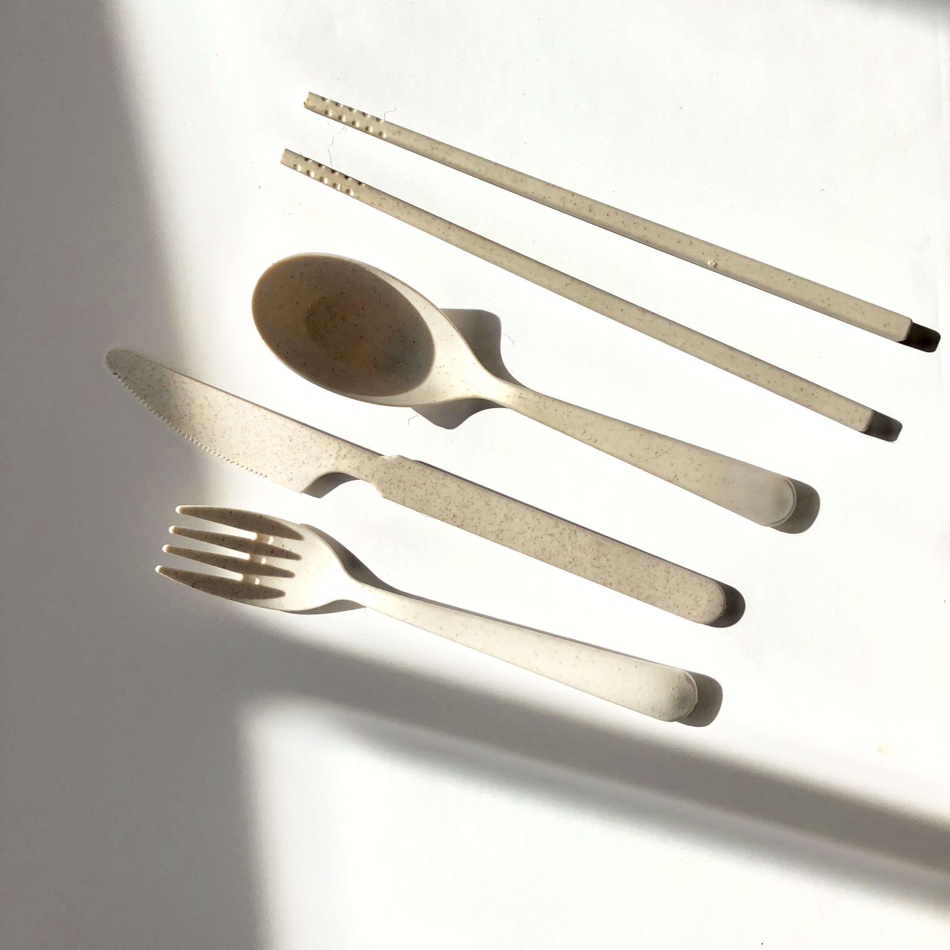 Reusable wheat cutlery set: Avocadist
