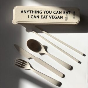 Reusable wheat cutlery set: I Can Eat Vegan
